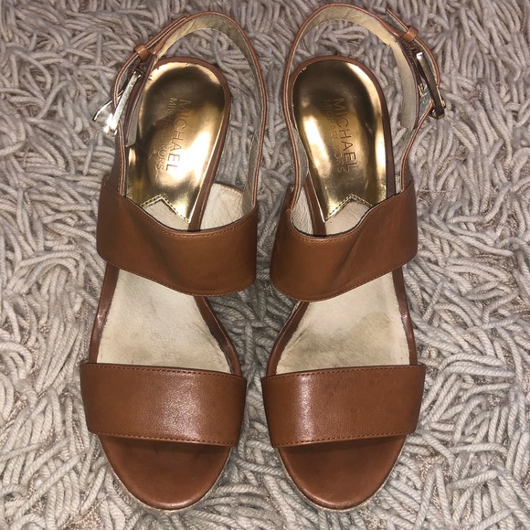 Michael Kors Wedges!! - Picture 2 of 5